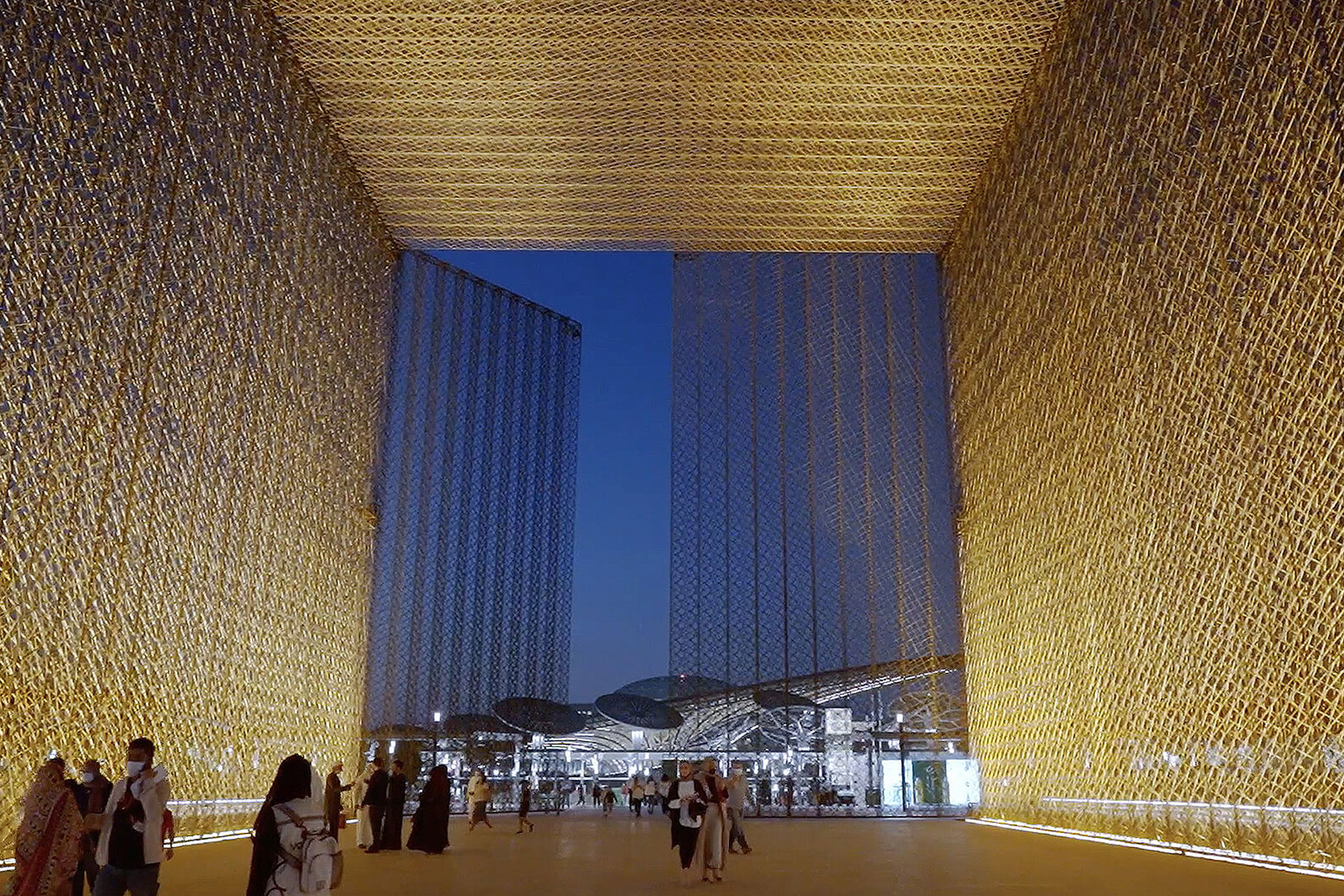 معرض "إكسبو 2020" يعطي دفعة لنمو اقتصاد دبي مع انتعاش السياحة وخدمات الضيافة التي تعتمد عليها الإمارة بشكل أساسي